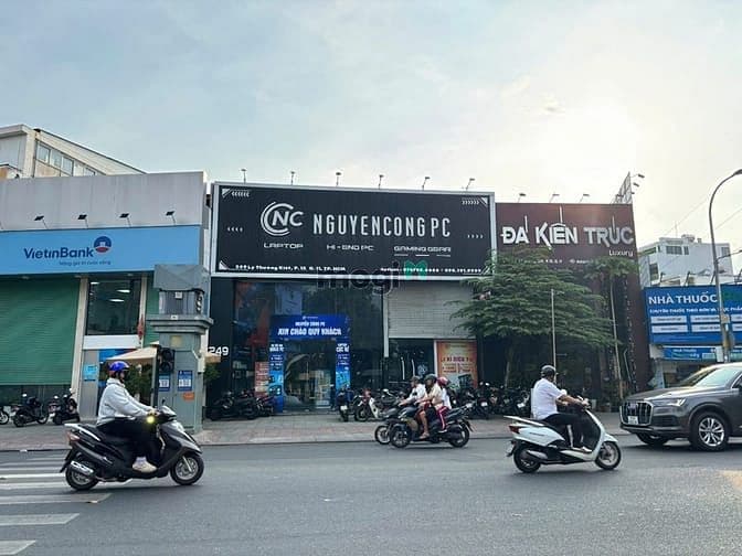 Cho thuê nhà 249 Lý Thường Kiệt - Đối diện ĐH Bách Khoa, MT 12m