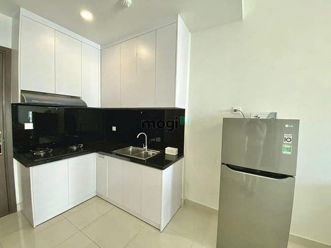 Giá thuê 8,5tr/tháng, căn 1p ngủ, nội thất, Chung cư Carillon 3