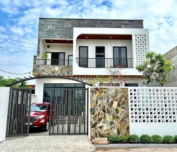 Bán nhà biệt thự 7x15 NH hỗ trợ vay 1 tỷ 4 đường nhựa 8m sổ riêng