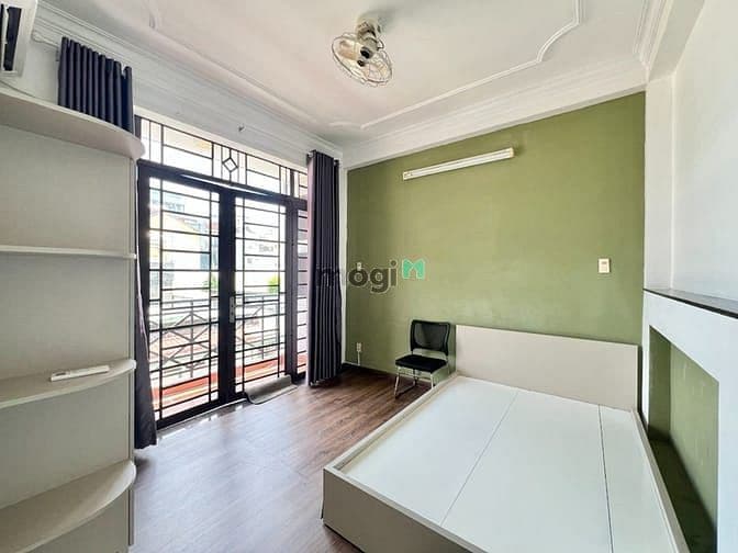 Cho Thuê Gấp Căn Hộ 2PN 60m2 Ban Công Thoáng Gần Cầu Lê Văn Sỹ Giá Tốt