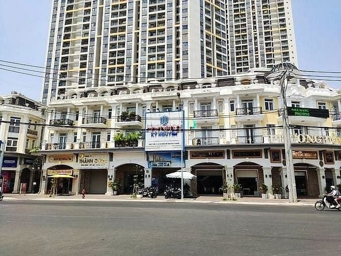 Cho thuê nhà mặt tiền Tạ Quang Bửu, 5m X 16.5m2, Giá 32tr/th
