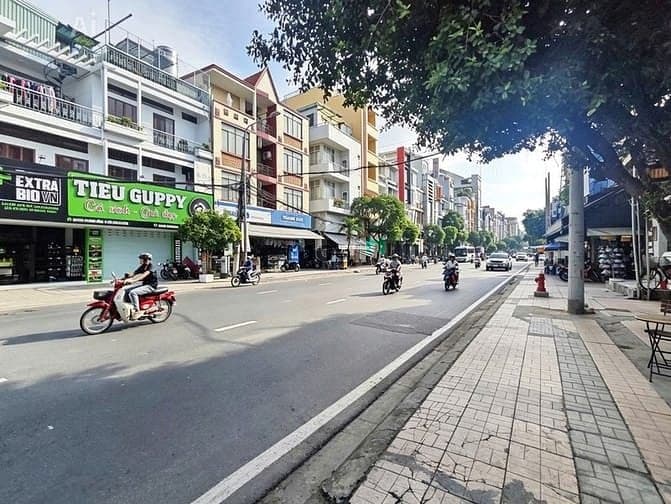 Bán nhà mặt tiền 3 tầng Xuân Hồng - 65m2 - Ngay Metro - 6x tỷ