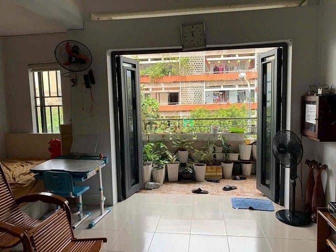 Cho thuê C/c Cách Mạng Tháng Quận 3 full nội thất 55m2 có 1pn giá 9 tr