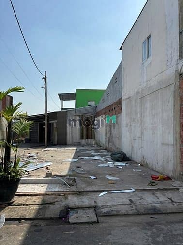 Bán một phần đất ở mặt tiền hẻm đường Tây Lân, P.Bình Tân, TP HCM