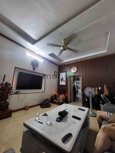 Bán Gấp Nhà Miếu Hai Xã DT 82m2 3 TỶ