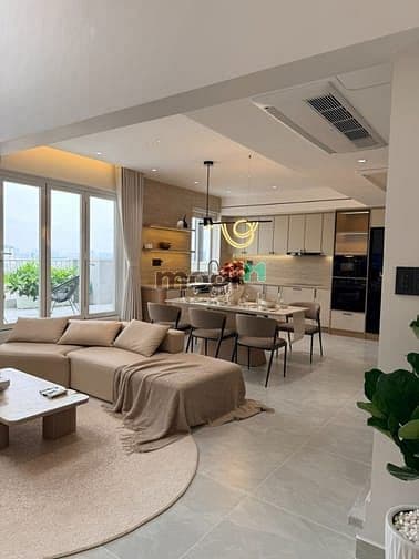 Cần bán căn Penthouse nhà mới đẹp tại Phú Mỹ Hưng, dọn vào ở ngay.