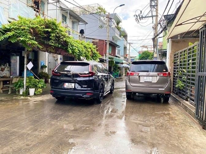 Cho Thuê Nhà Xưởng 300m2 Đường Nguyễn Văn Quá Quận 12, giá 23 triệu