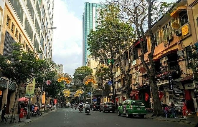 Bán nhà MT Bùi Viện P, Phạm Ngũ Lão Quận 1, dt:7x21m giá 86 tỷ