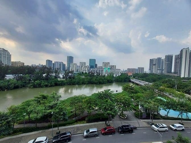 Cần bán nhanh cặp Midtown M8 đập thông được, giá bán: 33 tỷ, 6PN.
