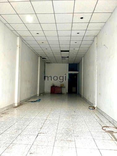 Cho THUÊ mặt bằng ngang 4,5 mét mặt tiền Nguyễn Ái Quốc, gần bv 7B
