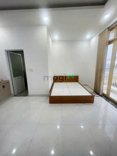 phòng mới tinh 30m2 - full nội thất - ban công thoáng mát quận 7