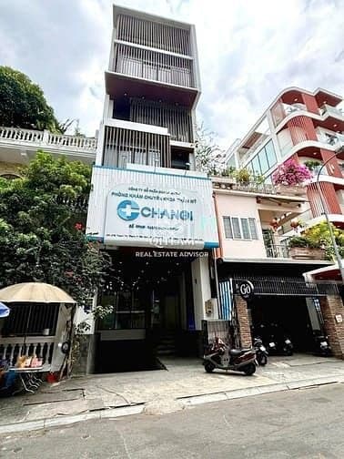 Spa nha khoa MT Thạch Thị Thanh, Q1. Dt: 5,5x20m, Kc: hầm 6 tầng TM+PC