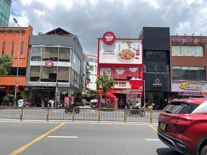 Căn góc 2MT số 86 Nguyễn Văn Trỗi, PN. Dt: 6,8x15m, Kc: trệt 2 lầu