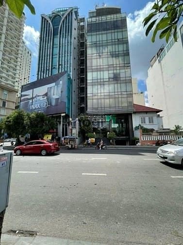Bán tòa nhà MT Bà Huyện Thanh Quan P9 Quận 3, dt:13x30m giá 100 tỷ