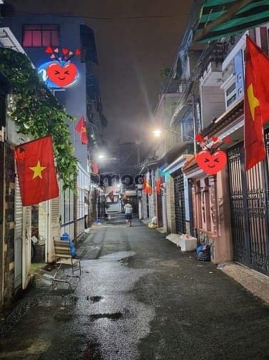 Nhà hẻm xe hơi - Gần ETOWN Cộng Hòa - Hoàng Hoa Thám - 2 tầng - 47m2