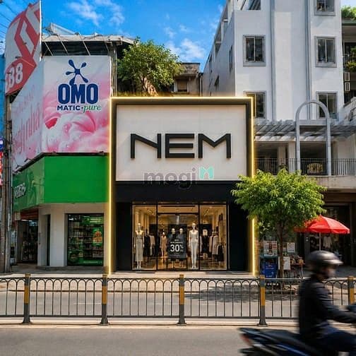 Cho thuê nhà 13 Cách Mạng Tháng Tám - Ngang 7.5m - gần New World Hotel