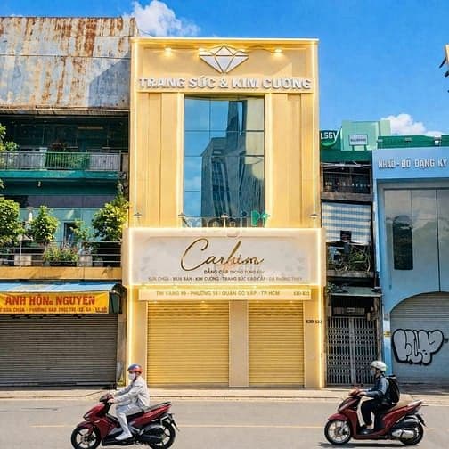 Cho thuê nhà 530-532 Nguyễn Thị Minh Khai - mặt tiền vòng xoay, 4 tầng