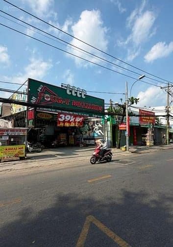 Cho thuê nhà mặt tiền 9x36m Nguyễn Duy Trinh, Quận 2