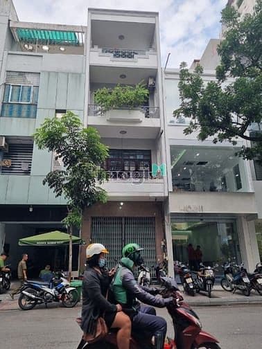 Nguyên căn số 55 Ký Con, Q1. Dt: 5x23m, Kc: trệt 3 lầu. Gía: 65tr