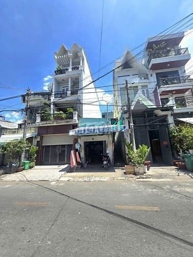 GIẢM 800TR- Bán nhà MT đường T8-Tân Phú.DT 4x25- CN 100m2- còn 9.28 TỶ