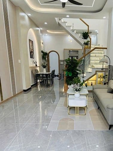 Bán nhà gần Bốn xã, DT 4x13, 3PN 3 WC, 5,6 tỷ TL