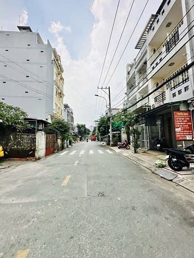Đất mặt tiền Đô Đốc Long - Lũy Bán Bích - 90m2 - xây cao tầng