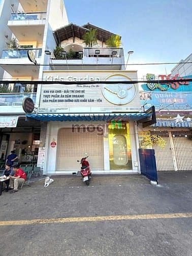 Cho thuê nhà MT Đồng Đen- DT 7x30- ĐÚc 2 Lầu-St- Giá rẻ 79Tr/th