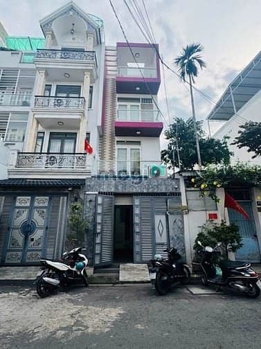 Cho thuê nhà nguyên căn MTKD Dân Chủ, Tân Phú. DT 4x18- 3 Lầu, 4pn,5wc
