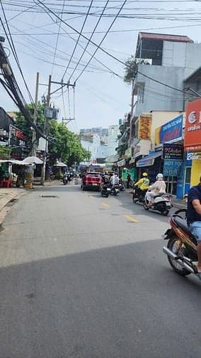 MTKD Hồng Lạc - Lạc Long Quân - 3 tầng - 121m2 - chỉ 12.5 tỷ