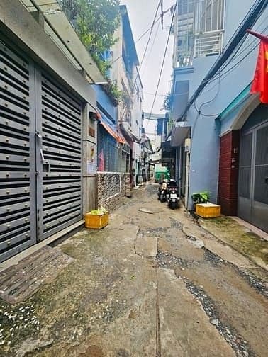 Nhà Hồng Lạc - Chợ vải Tân Bình - 4 tầng - 62m2 - chỉ 7.5 tỷ