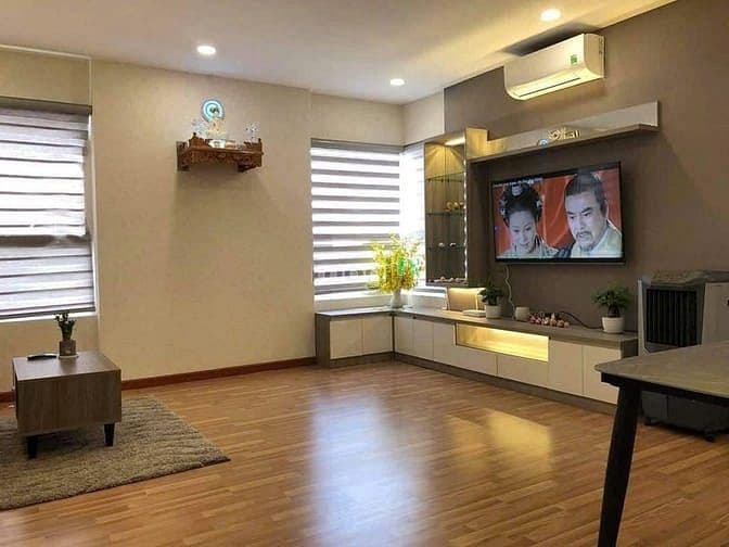 Chung cư Ruby Nguyễn Sỹ Sách, TB: 2p ngủ, full NT mới, nhà đẹp, 10tr