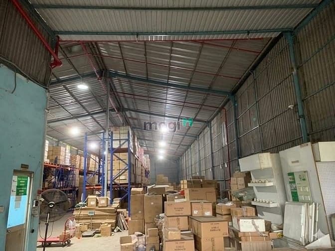 Cho thuê kho 650m2, có pccc tự động Ql1A An Phú Đông Quận 12