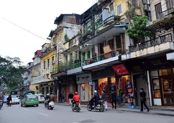 Cho thuê MB phố Hàng Gai view Hồ Gươm - DT 115m2