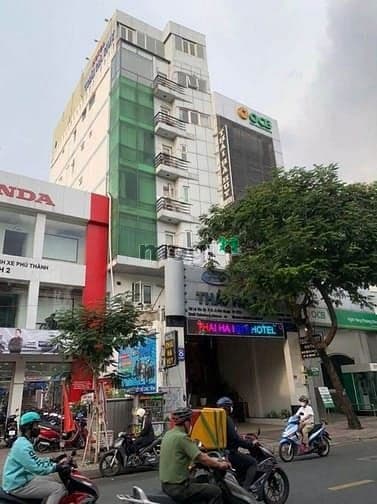 Bán hotel MT Lê Văn Sỹ, Q Phú Nhuận, DT 6,85 x 24m, TN 300tr/th