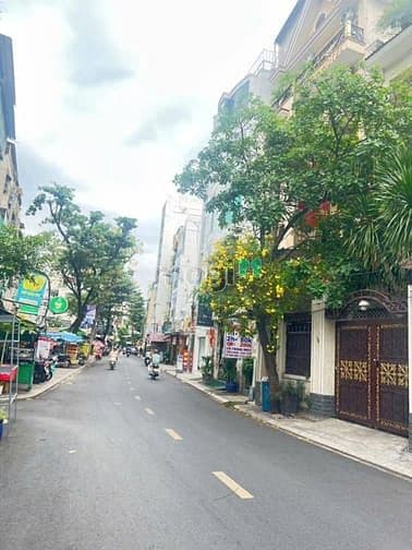 Bán nhà mt Thép Mới, Phường 12, Tân Bình. DT: 4,3x12m. Giá: 9 tỷ