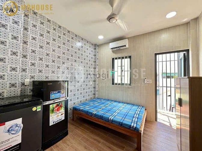 Căn hộ Ban Công mới toanh Thang máy Hầm xe ngay Bà Chiểu Bình Thạnh /