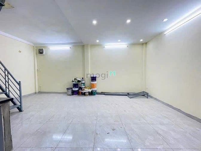 Sở hữu ngay nhà MP Thanh Nhàn, giá 18 tỷ, 34m2x4T, ô tô đỗ