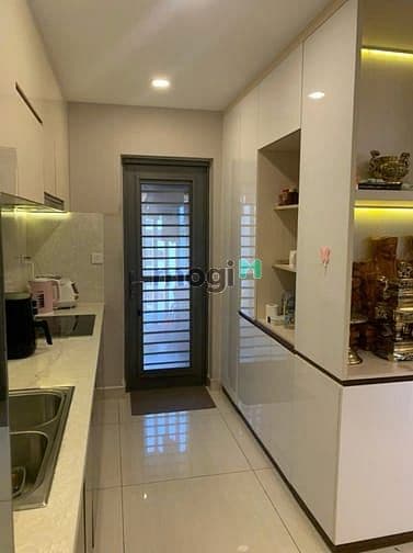 Chính chủ cần bán gấp căn hộ cao cấp Riverpark Premier 130m2