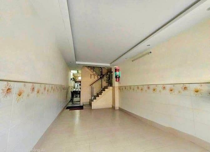 Cho THUÊ nhà nguyên căn 1 trệt 2 lầu mặt tiền đường Võ Thị Sáu