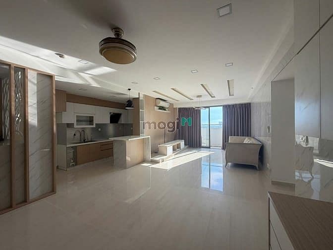 Cho thuê Riverpark Premier dt 137m2,3PN, lầu cao , nhà như hình .