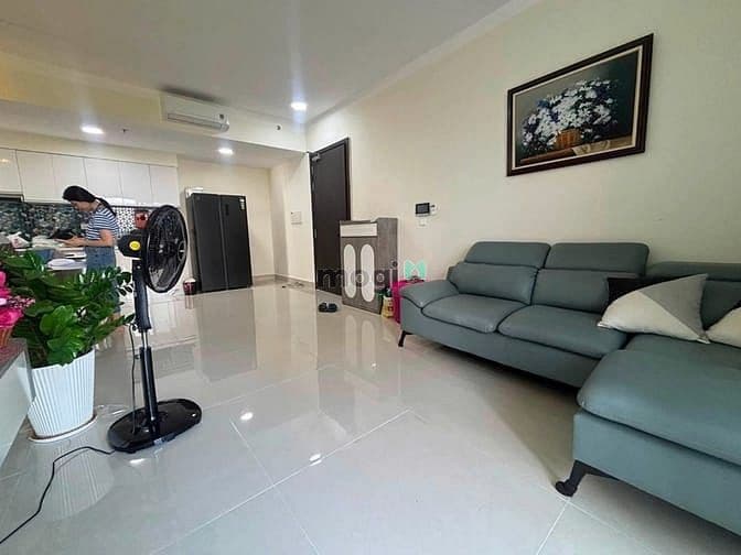 Cho thuê C/c Bàu Cát 2 thang máy 2PN Full nội thất giá 11 tr/th nhà tr