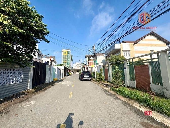 Bán đất Tân Mai, cách đường Phan Trung 50m; sổ hồng 155m2 giá 7.5 tỷ