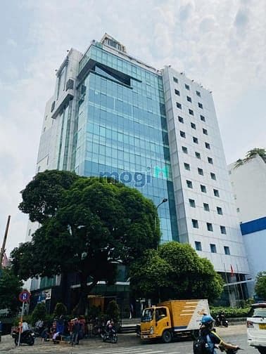 Bán tòa nhà MT Cách Mạng Tháng 8 P6 Quận 3, dt:25x36m giá 440 tỷ