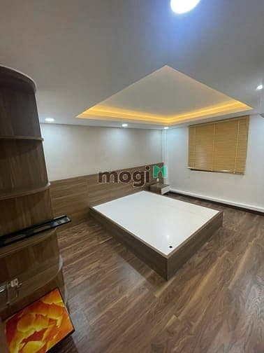 Cho thuê 24 triệu mặt tiền 302A Vĩnh Viễn Q10 DT 3.2x11.24m, 3 lầu.