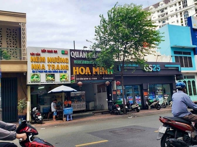 Nhà hàng - tiệm nail MT 189 Cống Quỳnh, Q1. Dt: 4x35m, Kc: trệt lửng