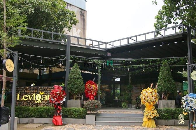 Cho thuê nhà GÓC 2MT 104 Yersin - Nguyễn Thái Bình - DT 1400m2