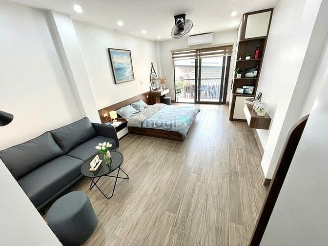 Stu Tôn Đức Thắng, Ban công,FULL Đồ xịn, Thang Máy, Ô TÔ qua nhà, 40m2