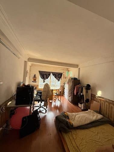 Chính chủ cho thuê căn hộ tầng 4 Tập thể Nghĩa Tân, 70m2, 2 ngủ, 7tr