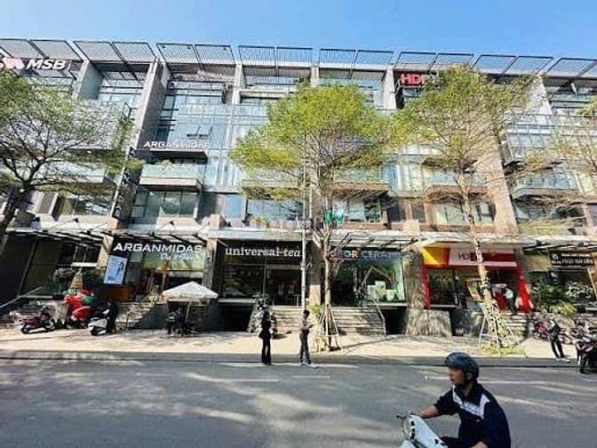 Toà 6T thang máy + hầm VỊ TRÍ VÀNG tại MP Hào Nam vỉa hè 7m đường 42m