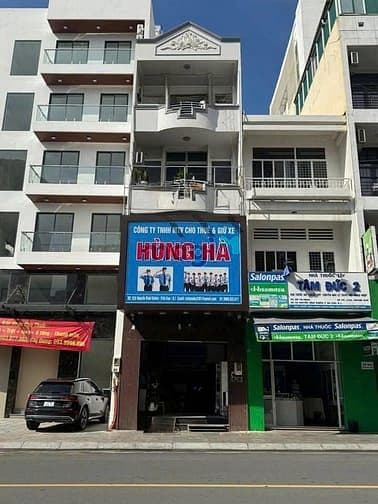 Spa nha khoa MT 52 Nguyễn Bỉnh Khiêm, Q1. Dt: 4,2x20m, Kc: trệt 3 lầu